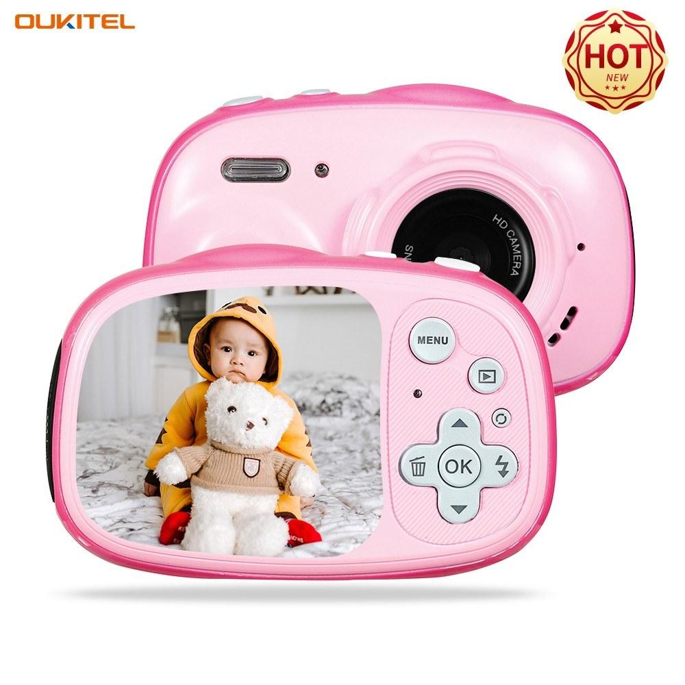 OUKITEL Q1 Mini Kids Digital Camera 5MP 2.0 Inch IPS Display 3 Meters IP68 Waterproof Built-in Rechargeable Battery with 8GB Memory Card Birthday Festival Gift for Children Boys Girls